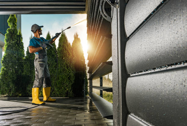 Best Roof Power Washing Services  in Indianola, WA