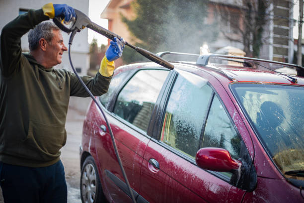 Best Deck Cleaning Services  in Indianola, WA